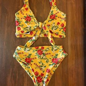 Bikini de una Pieza con Tanga en V para Mujer, Talla Grande, con Estampado de Puntos, Secado Rápido y Transpirable, Nueva Colección, Servicio OEM Disponible - Product Image 2