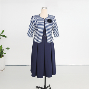 Costume deux pièces formel rayé bleu pour femme grande taille avec veste courte, idéal pour le bureau, l'église et les tenues du dimanche - Product Image 1