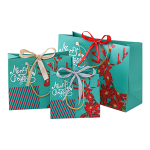 Bolsas de Regalo de Papel de Arte de Lujo Hechas a Mano con Asas de Cuerda de Algodón para Fiestas Navideñas - Diseño Novedoso a Bajo Precio - Product Image 4
