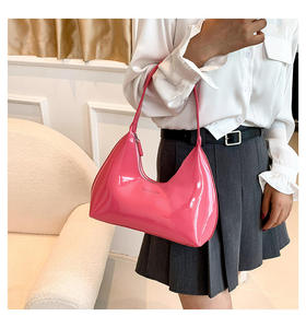 Bolso de Hombro de Cuero Patentado con Correa Única y Cierre de Cremallera, en Rosa, Borgoña, Marrón, Beige y Negro, para Uso Diario de Mujer, para Todas las Estaciones - Product Image 6