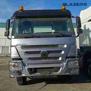 Trattore Stradale HOWO 6X4 400HP Euro2 LHD per Trasporto Merci a Lungo Raggio in <span class=keywords><strong>Argentina</strong></span>, Patagonia e Savannah - Product Image 2