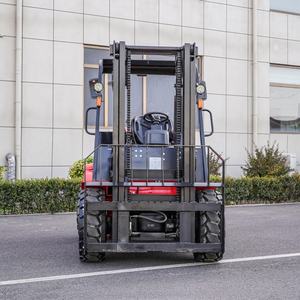 ספק המלגזות הטוב ביותר בסין מציע מלגזת דיזל 3 טון 4 מטר לשטח קשה עם תורן טריפלקס, צמיגים מלאים ותא נהג - Product Image 6