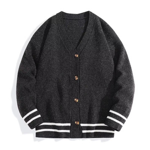 Wholesale Custom Logo Polyester Embroidery Varsity <strong>Cardigan</strong> <strong>Men</strong> Letterman Streetwear Knit Sweater OEM ODM Manufacturer - Product Image 3