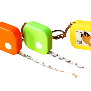 Vente en gros de mini ruban à mesurer souple portable de style dessin animé pour les mesures du corps des femmes, <span class=keywords><strong>règle</strong></span> de tailleur de couture en PVC flexible - Product Image 4