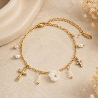 Set Gelang Ilona Trendy Flower Cross Charm Berlapis Emas 18K Bahan Stainless Steel Anti Luntur Mutiara Dapat Ditumpuk Gelang Mungil Hadiah Wanita