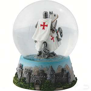 Globo <span class=keywords><strong>de</strong></span> Nieve <span class=keywords><strong>de</strong></span> Resina Pintado <span class=keywords><strong>a</strong></span> Mano con Caballero Templario Medieval y Base <span class=keywords><strong>de</strong></span> Castillo, Regalo Único para Amantes <span class=keywords><strong>de</strong></span> la Historia - Product Image 6