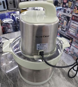 Hoffmans HM-8875 Hachoir à viande électrique 8L 4800W Super Puissant, Hachoir alimentaire avec boîtier en acier inoxydable pour la vente en <span class=keywords><strong>gros</strong></span> en Afrique - Product Image 4