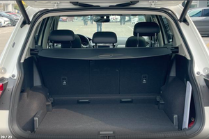 Voitures d'occasion <span class=keywords><strong>Tiguan</strong></span> L <span class=keywords><strong>2017</strong></span> 380TSI Automatique 4 roues motrices Édition Luxe SAIC Volkswagen SUV intermédiaire Essence Voitures d'occasion - Product Image 6