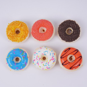 Juguete de donut realista de 5 cm, decoración para el refrigerador del hogar, juguete antiestrés de PU para apretar, donut de azúcar. - Product Image 5
