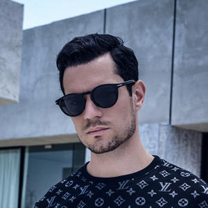 Gafas de Sol Estilo David Retro, Montura Negra de PC, Protección UV400, Unisex, Modernas, para Viajes - Product Image 2