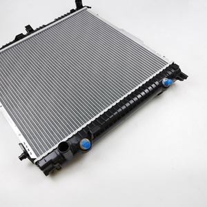 Ensemble de radiateurs de refroidissement 4635001100 pour Mercedes-Benz Classe G W463, réservoir d'eau de refroidissement - Product Image 3