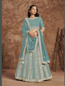 Élégant ensemble de Lehenga moderne en soie de Surat, tenue ethnique de mariée pour femme, ensemble traditionnel de créateur pour mariage et fête, tenue festive indienne - Product Image 3