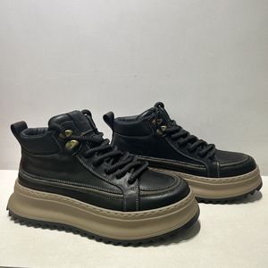 Calzado Deportivo Masculino de Última Moda, Ligero, Cómodo y con Cordones - Product Image 4