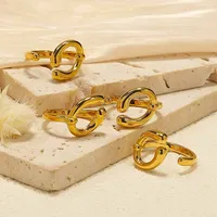 18K Vergoldeter Gedrehter Offener Ring, Polierter Edelstahl, Minimalistischer Schicker Modischer Statement-Fingerring für Frauen