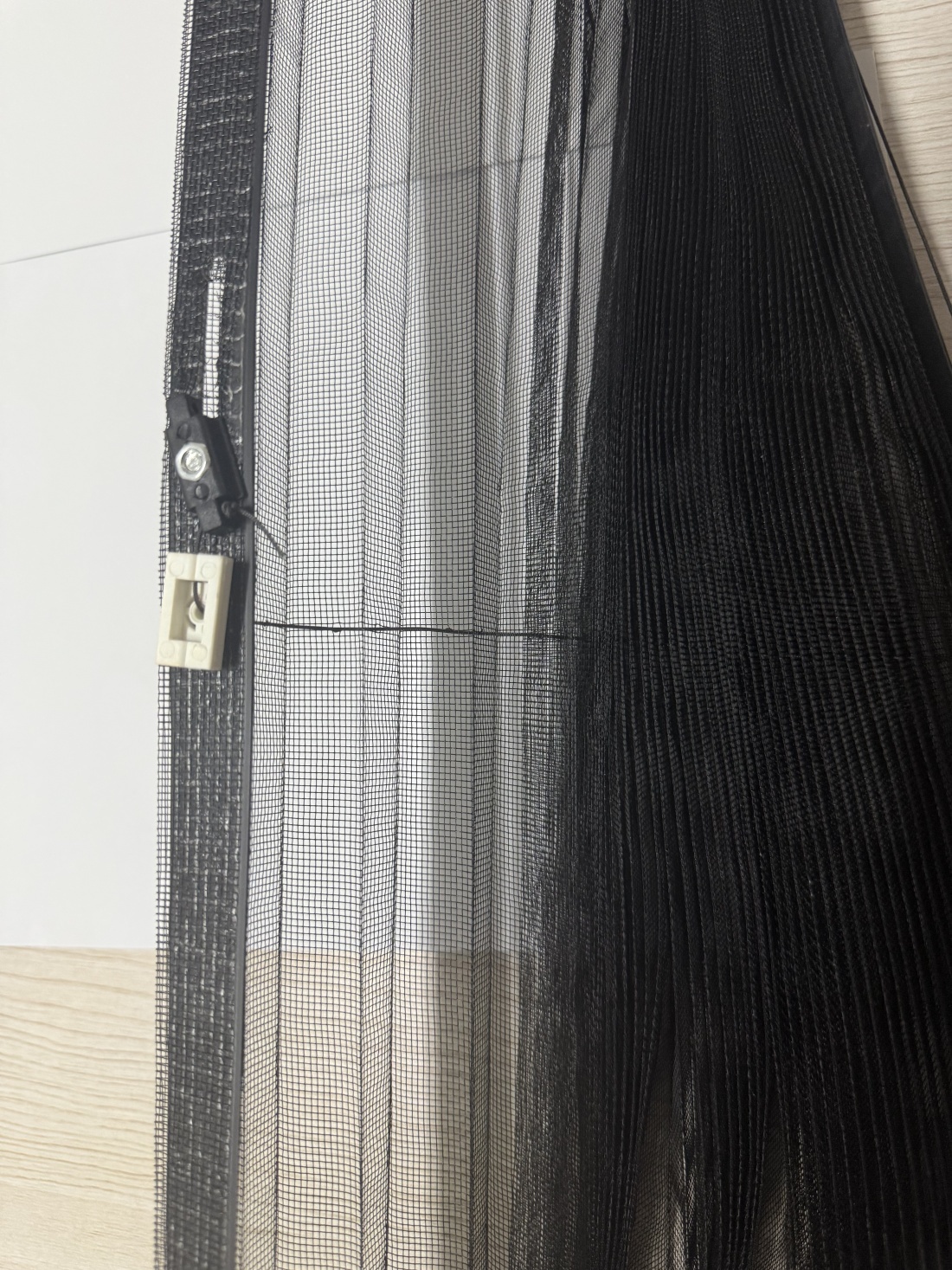 Mosqioto Net Fly Screen Door Plisse Mesh Folding Insect Net For Window And Door Folding Screen Pleated Mesh Kit · image 3