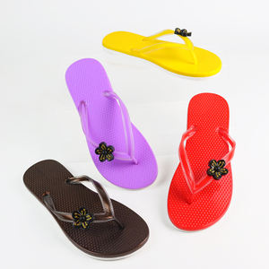 Chaussons hawaïens en plastique pour femmes au meilleur prix Chaussons pour dames - Product Image 4