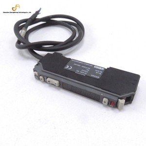 Nouvel amplificateur de capteur à <span class=keywords><strong>fibre</strong></span> <span class=keywords><strong>optique</strong></span> 12-24V <span class=keywords><strong>en</strong></span> boîte pour KEYENCE FS-V21R - Product Image 1