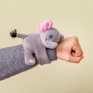 Lindo Peluche de Animales: Unicornio, Elefante, Ciervo, Tortuga, Muñeco de Pulsera - Product Image 6