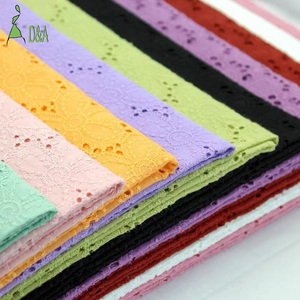 Tecido de Algodão Tingido de Alta Qualidade com Bordado Inglês, Tecido de Renda de Algodão, Voile Suíço - Estoque Disponível para Vestuário e Vestidos Infantis - Product Image 1