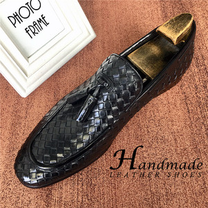 Zapatos de cuero formales y casuales de alta gama, tejidos a mano con cuero vacuno importado, ideales para ir al trabajo o a la oficina sin esfuerzo. - Product Image 3