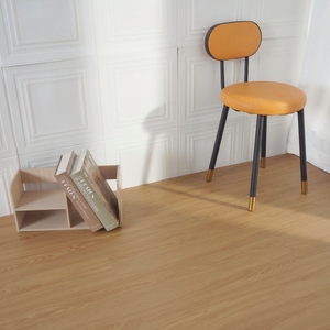 <span class=keywords><strong>Parquet</strong></span> en bois à chevrons de nouvelle conception, 606*101mm, revêtement <span class=keywords><strong>stratifié</strong></span> 8mm 12mm HDF AC4 mat, sol flottant pour salon et salle à manger - Product Image 4