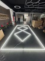 Lampe suspendue à LED HanYin en vente directe d'usine pour l'éclairage de garage, l'atelier d'entretien automobile, carrosserie en aluminium avec alimentation CA