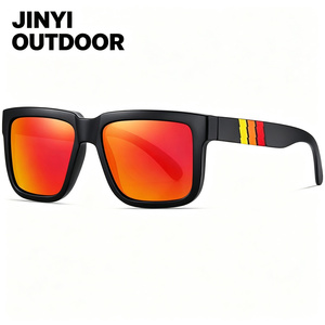 Lunettes de soleil polarisées carrées de sport personnalisées avec logo, protection UV400 pour la pêche en plein air et la plage - Product Image 6