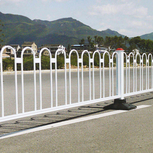 Barriera stradale in alluminio P4 riflettente protezione traffico stradale stradale blu polvere bianca rivestita 50kn/m tasso di impatto - Product Image 3