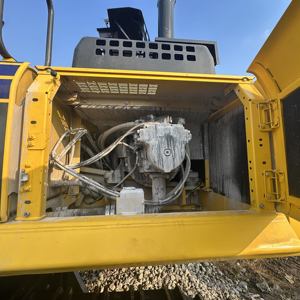 Excavatrice sur chenilles Komatsu PC450 d'occasion, 45 tonnes, moteur Cummins, PC450-8, PC450-7, PC400-8 à vendre - Product Image 2