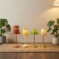 Lampe de chevet LED moderne à intensité variable sans fil, rechargeable, en métal marron, avec commande tactile