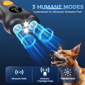 IP67 超音波式犬の無駄吠え防止装置 ハンドヘルド、充電式、屋内外の安全のための懐中電灯付き - Product Image 3