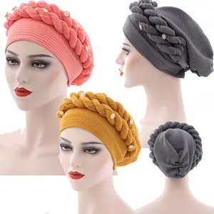 Q30343 Faux Pearl Hijab Twisted Braid turbante lino stropicciato Beanie Wrap Hat Headwrap musulmano Twist Cap