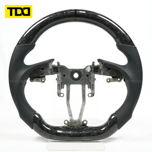 พวงมาลัยคาร์บอนไฟเบอร์ TDD สำหรับรถยนต์ฮุนได เจเนซิส คูเป้ ปี 2009-2016 - Product Image 1