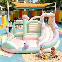 Structure gonflable personnalisée Macaron Crocodile avec toboggan aquatique et piscine, château gonflable combiné pour enfants, idéale pour les fêtes en extérieur et les entreprises de location