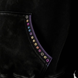 Sweat à capuche pour homme de haute qualité en coton pur, personnalisé avec un motif zippé, style streetwear rétro, appliqué brodé, strass thermocollés - Product Image 3