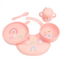 Ensemble de vaisselle personnalisable en silicone pour bébé avec impression, sans BPA, comprenant cuillère, bavoir, paille et tasse d'apprentissage