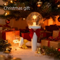 Bâtons lumineux LED en plastique en gros, accessoires de cheering, ambiance concert, cadeaux de Noël, décorations clignotantes, directement de l'usine