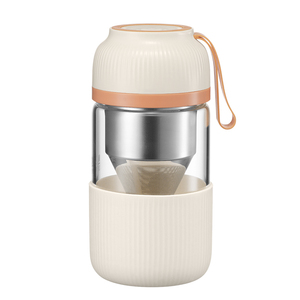 Licuadora Portátil para Frutas Frescas, Mezcladora Eléctrica USB, Mini Vaso Licuadora, Botella Portátil a Prueba de Fugas para Deportes, Campamentos y Viajes - Product Image 3