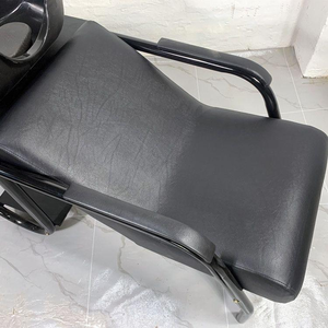 K Moderna Cama de Lavado de Cabello de Cuero Sintético Negro de Alta Calidad y Económica para Salón de Belleza y Barbería en Oferta - Product Image 5