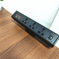 En Oferta: Enchufe de Escritorio con 3 Tomas de Corriente Tipo UK, Puerto USB C PD de 18W y Protector de Sobrecarga