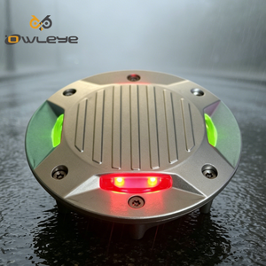 Feu de signalisation LED filaire en aluminium IP68 à visibilité 360° avec avertissement routier pour rondes de circulation, îlots de circulation et zones multidirectionnelles - Product Image 1