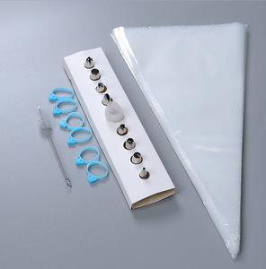 อุปกรณ์สอน<span class=keywords><strong>ทำ</strong></span><span class=keywords><strong>ขนม</strong></span>ขายส่ง ชุดหัวบีบเค้ก 50 ชิ้น <span class=keywords><strong>ทำ</strong></span>จาก LDPE ขนาด 14 นิ้ว พร้อมหัวบีบและที่บีบเค้ก - Product Image 2