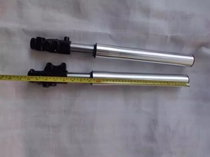 Horquilla Hidráulica Invertida de 45-45 mm con Recorrido de 420-800 mm Compatible con Accesorios Honda CT50, CT70, ST50 y ST70 - Product Image 2