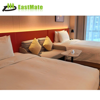 Luxuriöses Modernes Villa-Hotel-Schlafzimmer-Suite-Möbelset Eichenholz MDF Langlebiges Kingsize-Bett Couchtisch Sessel für Apartment und Geschäftsnutzung