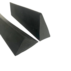 مانع تسرب مطاطي مثلث الشكل بمقاس مخصص، مصنوع من مطاط EPDM الرغوي، صديق للبيئة، أسود اللون، قابل للقطع، من شركة CHENG MAI، طراز CM-SJXMFT - Product Image 4
