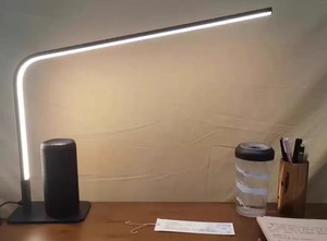 Lámpara de Escritorio LED SleekLine Minimalista para el Cuidado de la Vista, para Oficina en Casa - Product Image 6