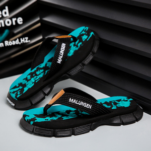 Tongs Confortables pour Hommes avec Semelle en PVC Résistante à l'Usure, Antidérapantes, Design Décontracté, Tendances pour la Plage et l'Extérieur - Product Image 3