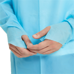 Bata de aislamiento de plástico CPE desechable OEM ODM, novedad de fabricante, bata CPE desechable para trabajos sanitarios - Product Image 6