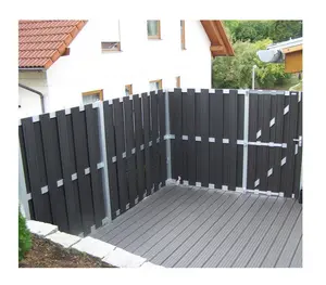 Kjwpc vườn cơ bản hàng rào gỗ composite hàng rào WPC hàng rào với nhôm bài cho ngoài trời