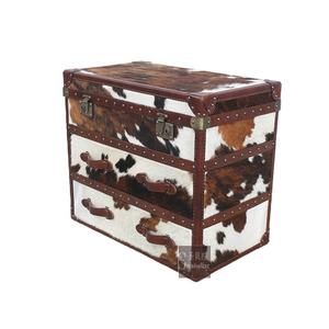 Baule Vintage in Pelle di Vacchetta di Lusso, Mobile Decorativo per Soggiorno, Armadio Antico per Conservazione in <span class=keywords><strong>Vendita</strong></span> - Product Image 4